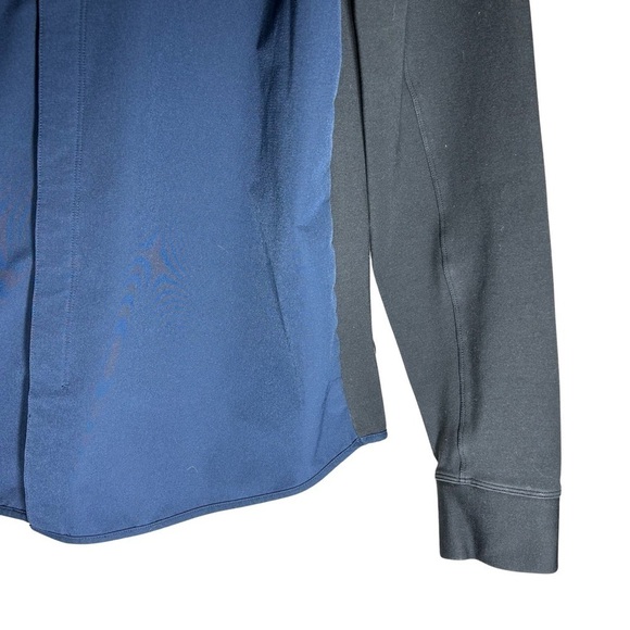 Lululemon Mainstay Hybrid Button Down Shirt - Picture 2 of 8